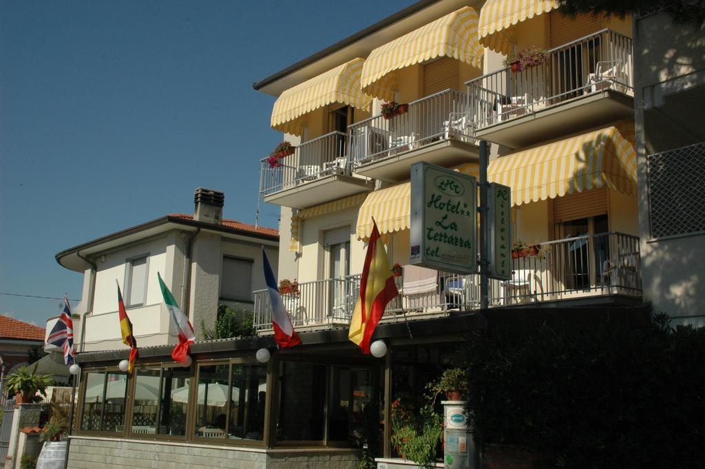 Hotel Ristorante La Terrazza Лідо-ді-Камайоре Екстер'єр фото